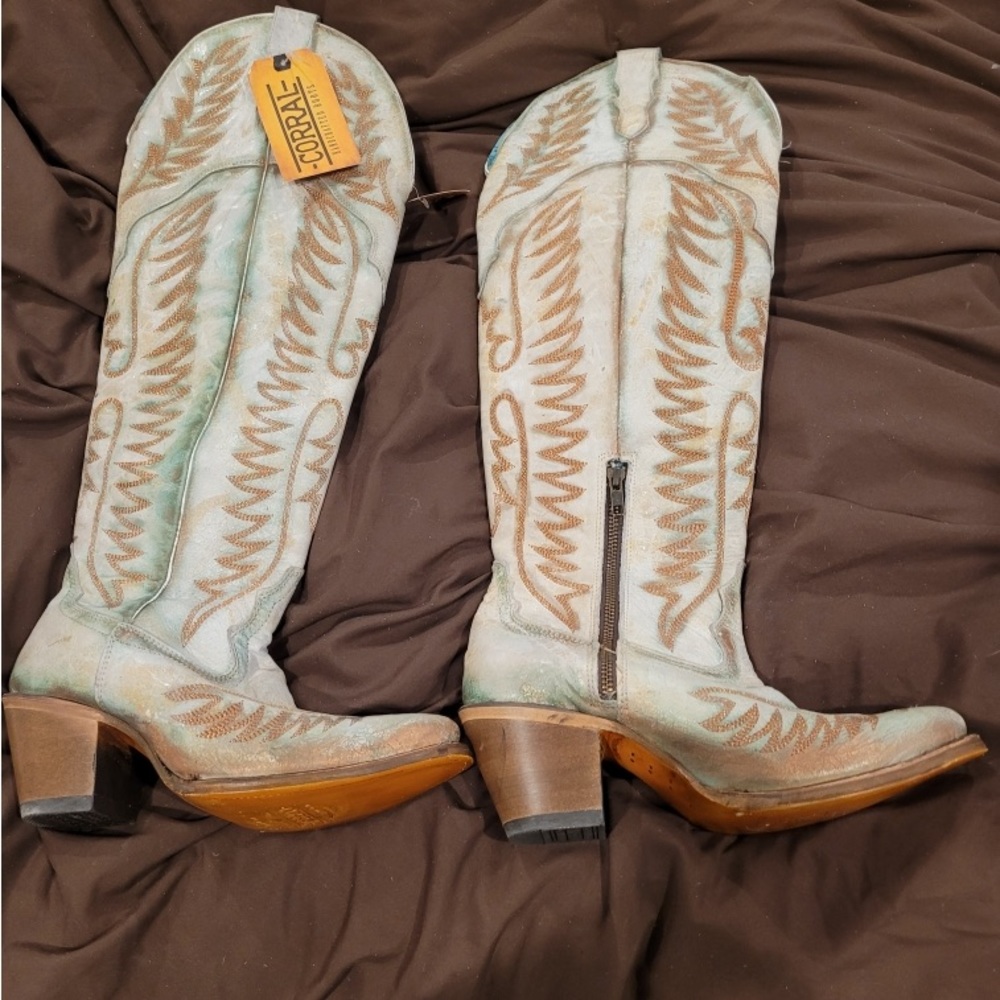 NWT Tall Corral Western Boots